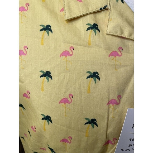 Public Art Flamingo Palm Men’s Yellow Short Sleeve Shirt Size XL - Picture 7 of 8